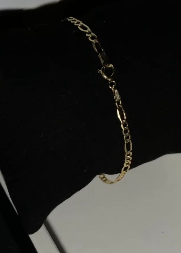 ESCLAVA DE ORO